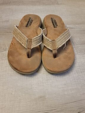 Skechers Relaxed Fit Memory Foam Sandal in Tan